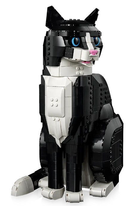 LEGO® Ideas Tuxedo Cat 21349