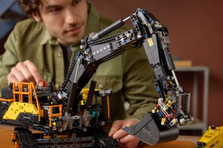 LEGO® Volvo EC500 Hybrid Excavator 42215