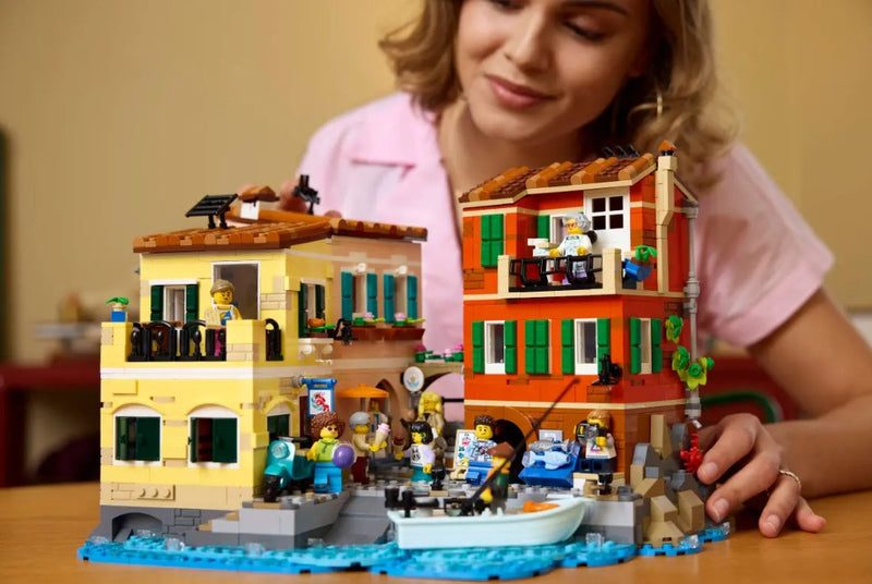 LEGO® Ideas Italian Riveira 21359