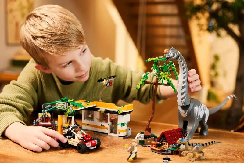 LEGO® Jurassic World Raptor & Titanosaurus Tracking Mission 76973