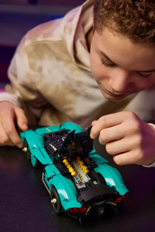 LEGO® Technic™ Aston Martin Valkyrie 42208