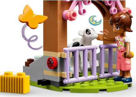 LEGO® Friends Autumn’s Baby Cow Shed 42607