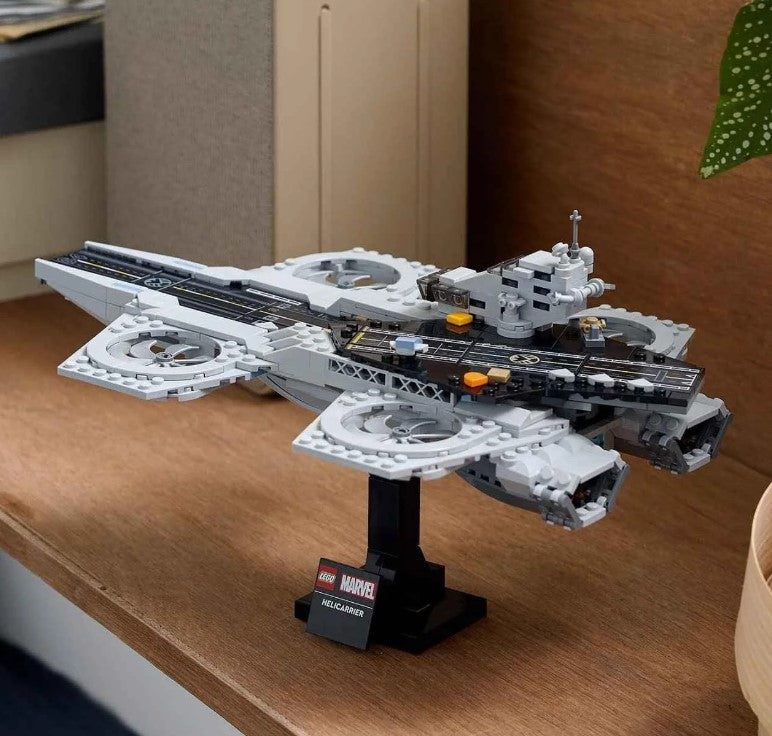 LEGO® Marvel The Avengers Helicarrier 76295