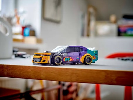 LEGO® NASCAR Next Gen Chevrolet Camaro ZL1 76935