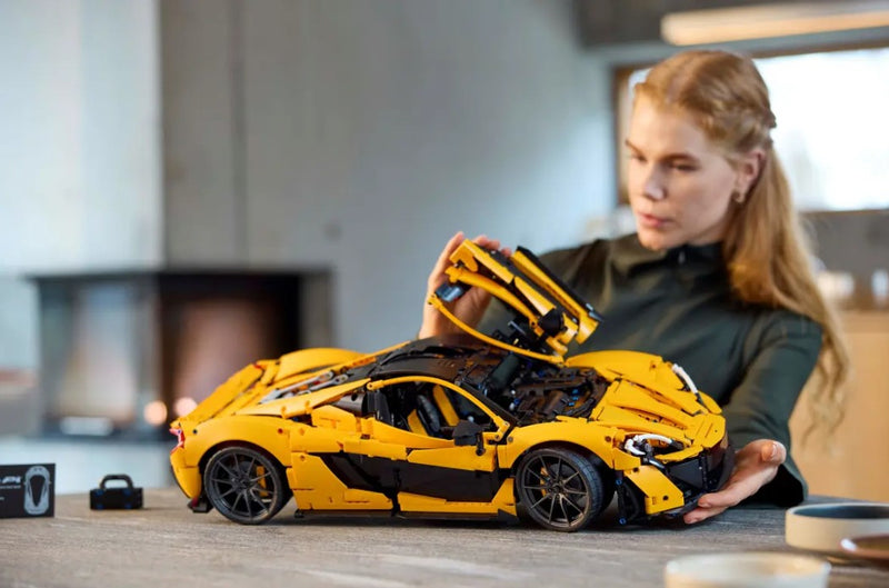 LEGO® Technic™ McLaren P1™ 42172