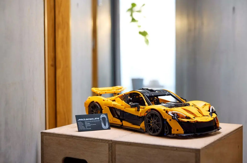 LEGO® Technic™ McLaren P1™ 42172