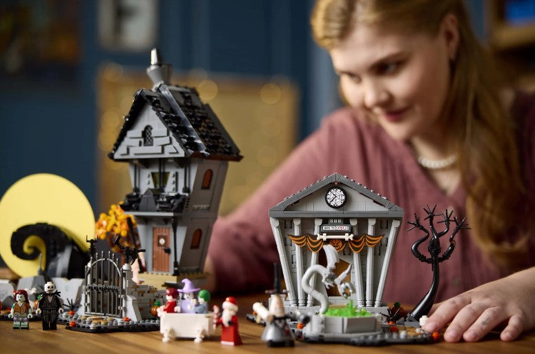 LEGO® Ideas Disney Tim Burton’s The Nightmare Before Christmas 21351