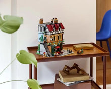 Load image into Gallery viewer, LEGO® ICONS Tudor Corner 10350
