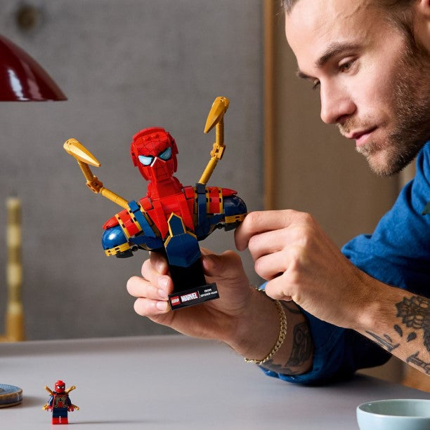 LEGO® Marvel Iron Spider-Man Bust 76326
