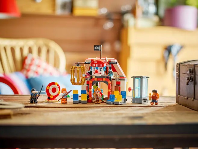 LEGO® ONE PIECE Buggy the Clown’s Circus Tent 75637