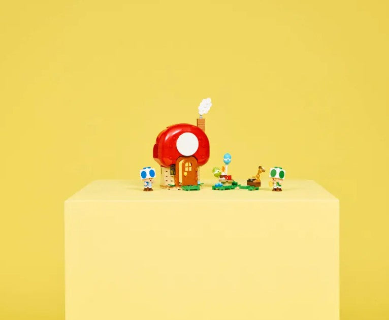 LEGO® Super Mario™ Party at Toad's House 72041