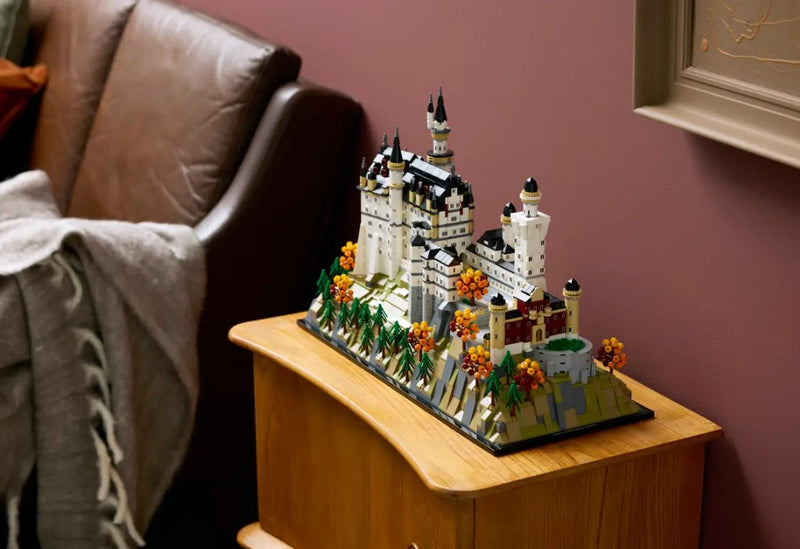 LEGO® Architecture Neuschwanstein Castle 21063
