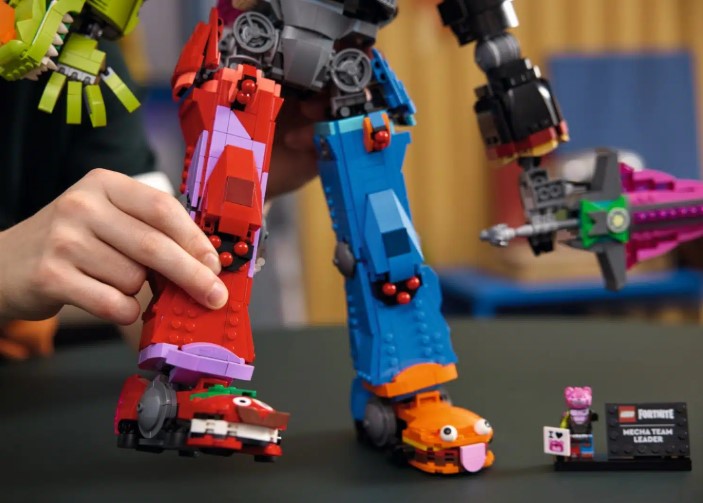 LEGO® Fortnite® Mecha Team Leader 77078