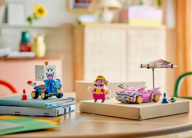 LEGO® Super Mario™: Mario Kart™ – Wario & King Boo 72038