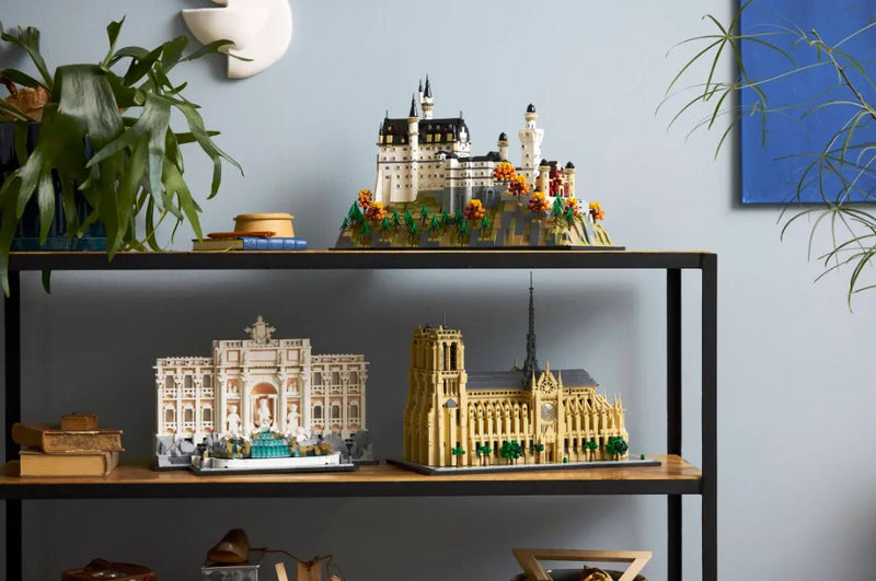 LEGO® Architecture Neuschwanstein Castle 21063