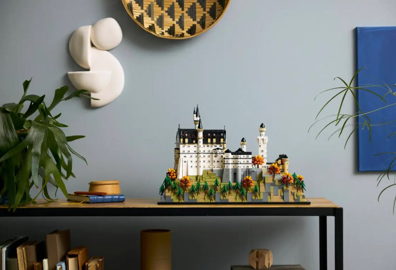 LEGO® Architecture Neuschwanstein Castle 21063