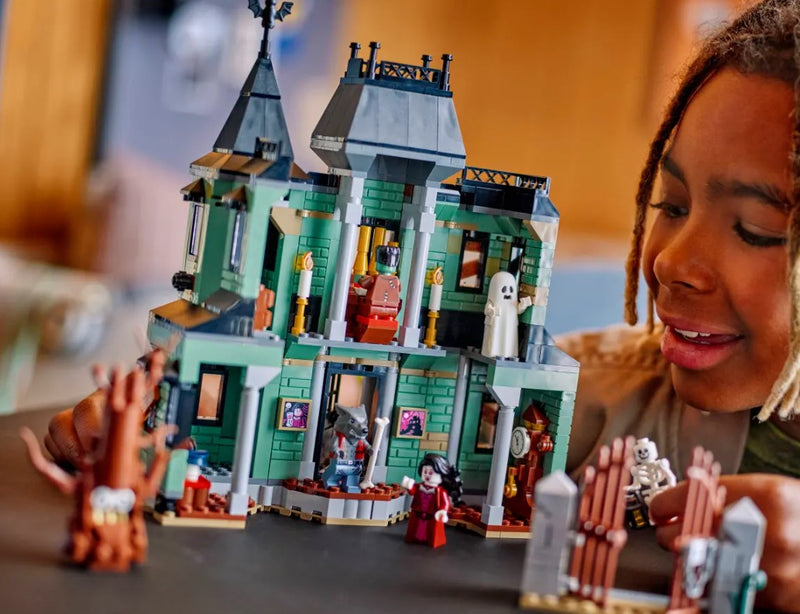 LEGO® Creator 3in1 Haunted Mansion 31167