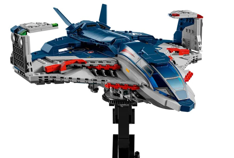 LEGO® Marvel Avengers: Age of Ultron Quinjet 76325