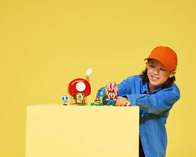 LEGO® Super Mario™ Party at Toad's House 72041