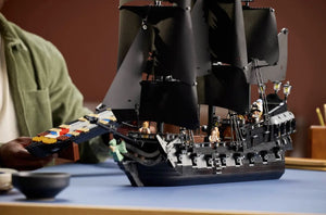LEGO® Icons Captain Jack Sparrow’s Pirate Ship 10365