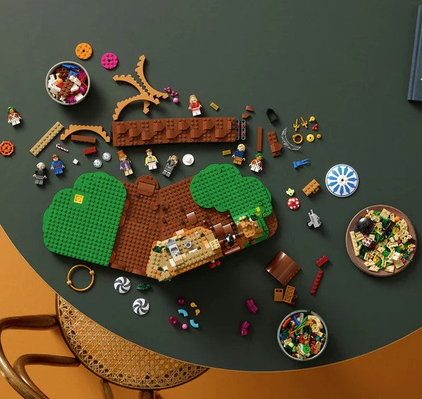LEGO® Ideas Willy Wonka & the Chocolate Factory 21360
