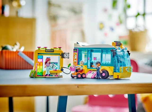 LEGO® Friends Heartlake City Bus 41759