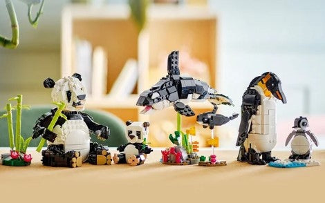 LEGO® Wild Animals: Panda Family 31165