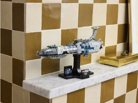 LEGO® Star Wars™ Invisible Hand™ 75377
