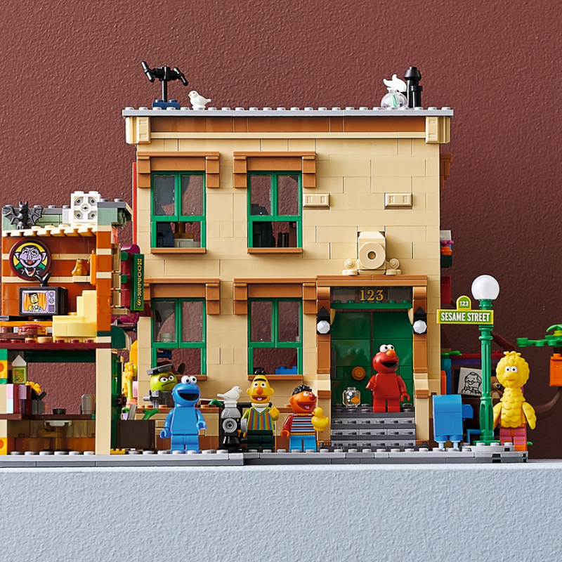 LEGO® Ideas 123 Sesame Street 21324 (retired)