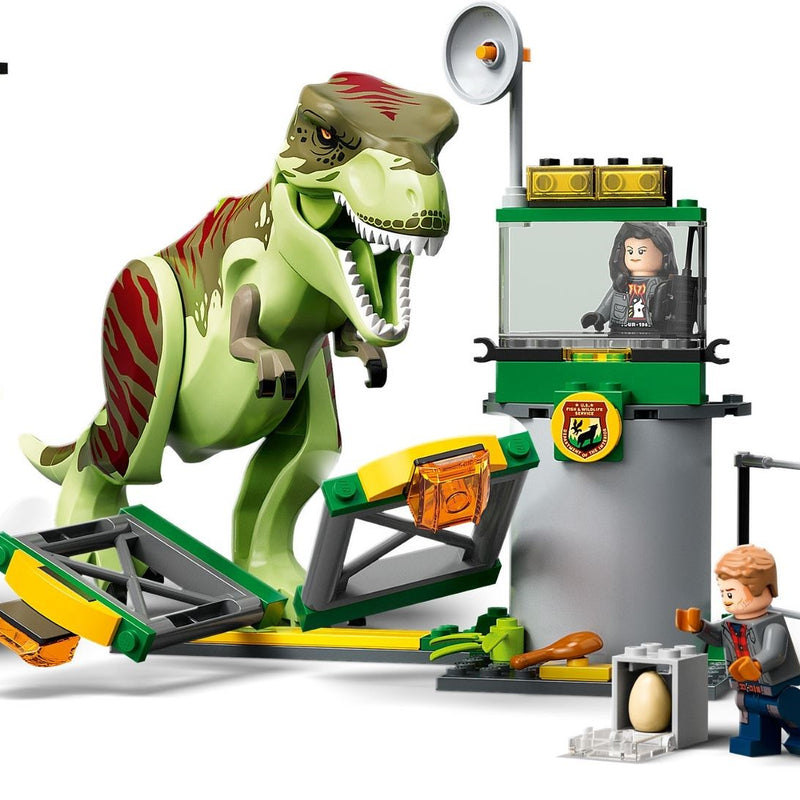 LEGO® Jurassic World T. Rex Dinosaur Breakout 76944 – LEGOLAND