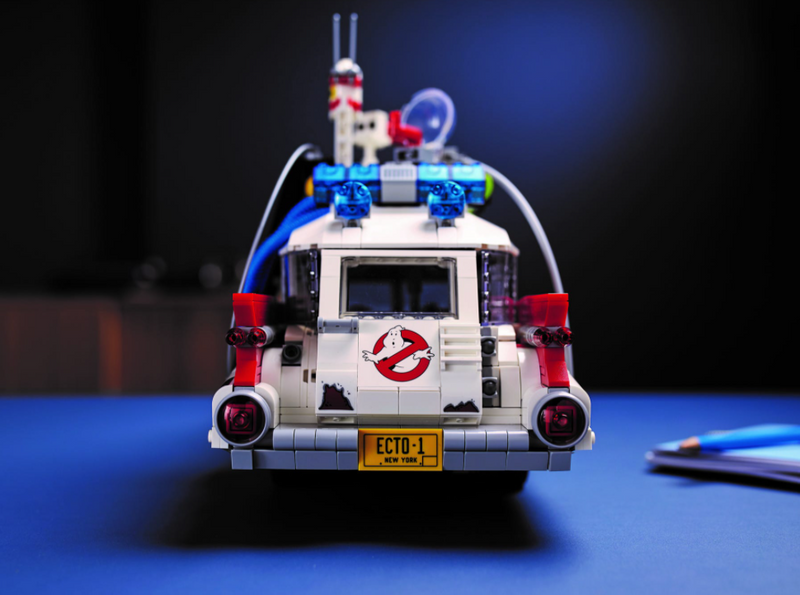 LEGO® ICONS Ghostbusters ECTO-1 10274