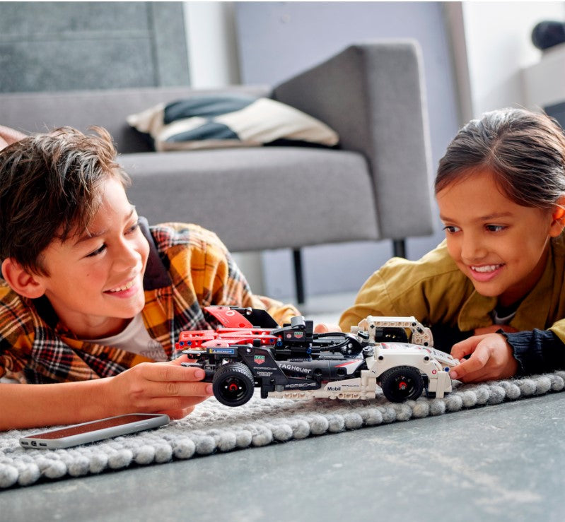 LEGO®Formula E Porsche 99X Electric 42137