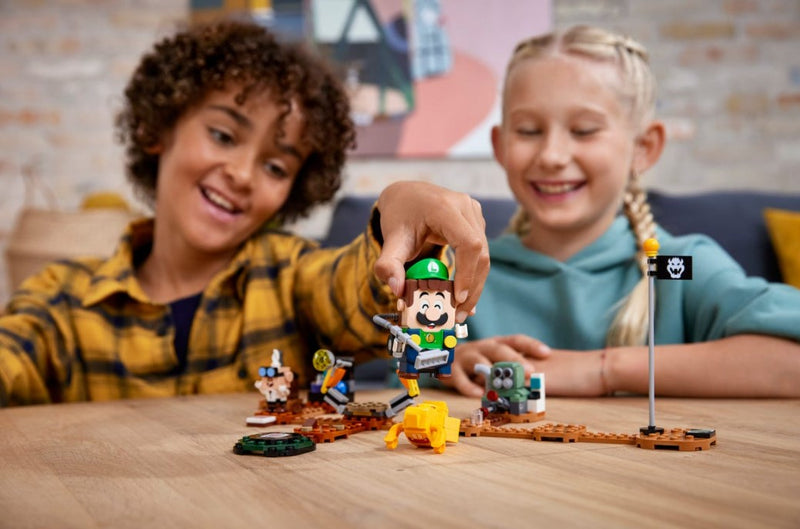 LEGO® Luigi’s Mansion Lab and Poltergust Expansion Set 71397